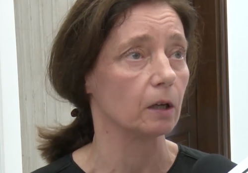 Najstarsza matka w Polsce osierociła dwójkę dzieci. Kto dziś wychowuje bliźniaki Sienkiewicz?