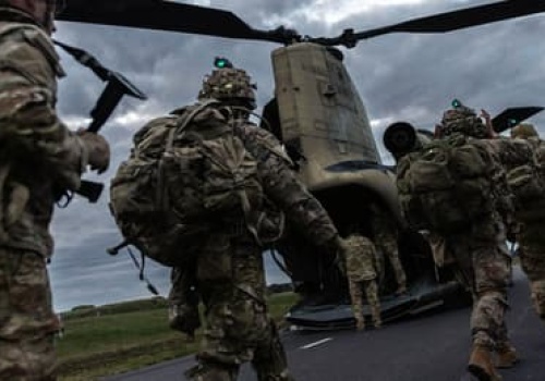 Tylko Ukraina rozumie, jak szybko zmienia się dziś wojna. Współpraca z nią to konieczność