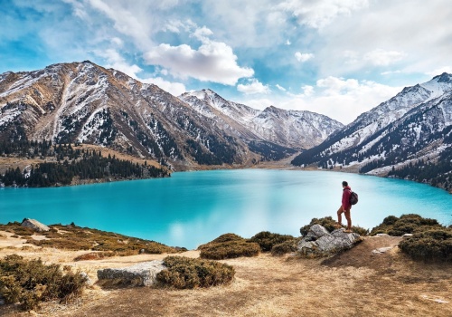 Popularne trasy wakacyjne i nowe kierunki – LOT prezentuje letnią siatkę połączeń