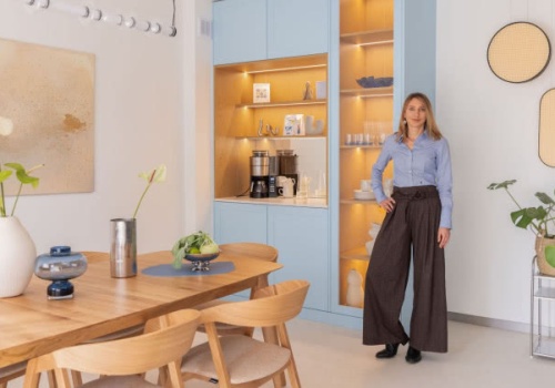 Błękit ma znaczenie. Klimat Hamptons w domu na warszawskim Zaciszu