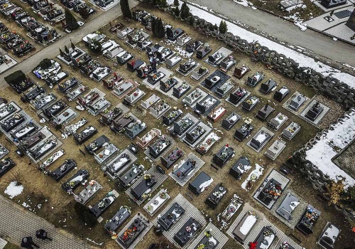 Zielona Góra. Wypadek 90-latka na cmentarzu i podziękowania