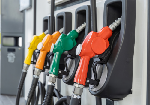 Nowe ceny paliw od jutra! Kierowcy mają się z czego cieszyć?