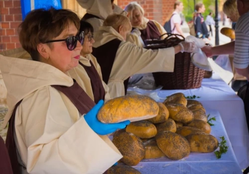 Chleb, śledź i grosz, czyli legnicka tradycja wielkopostnej jałmużny