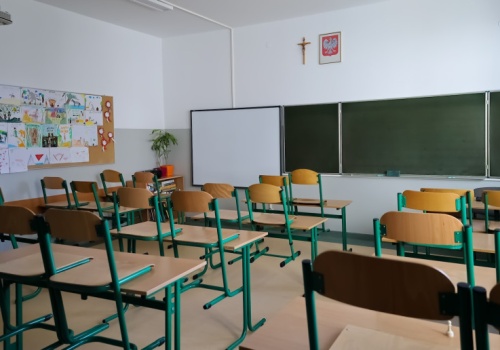 Nagrody jubileuszowe dla nauczycieli po zmianie przepisów. RIO wyjaśnia wątpliwość