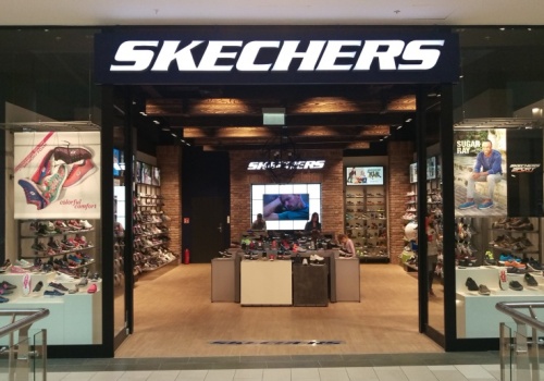 Gigant obuwia rozwija sieć w Polsce. Dwa kolejne salony w galeriach już otwarte