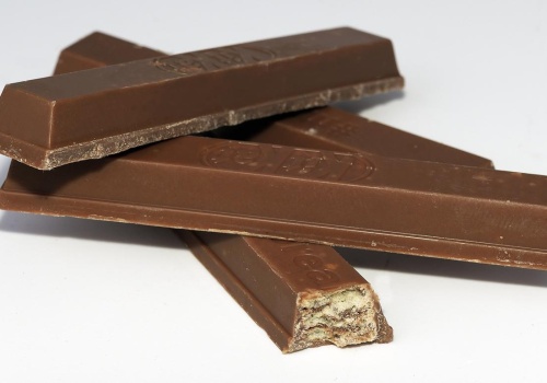 Ponad 400 tysięcy batonów nie dojechało do Warszawy. KitKaty zostały skradzione we Włoszech. Firma wydała oświadczenie w tej sprawie