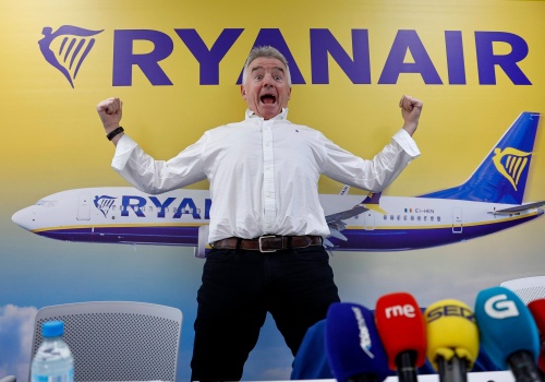 Zaskakujące wyniki wyprzedaży biletów Ryanaira na „idiotę”. Pomógł spór Muska z O'Learym