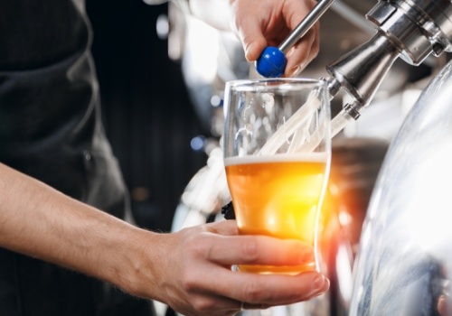 Browar z 340-letnią historią miał pójść pod młotek. Dostał drugą szansę, ale będą zwolnienia