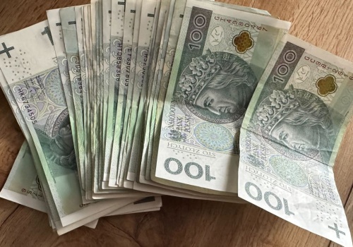 Nawet 11,5 tys. zł brutto miesięcznie i stabilna umowa. Liczy się charakter i szybkie decyzje