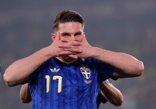 Szwedzi wskazują piłkarza lepszego niż Lewandowski. 