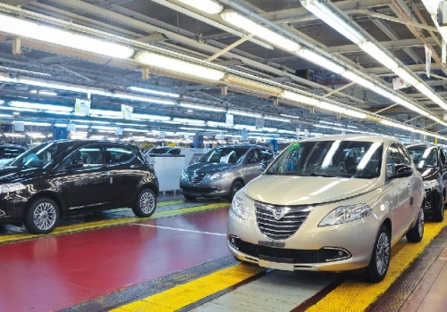 Mniej zwolnień grupowych, a stopa bezrobocia rośnie