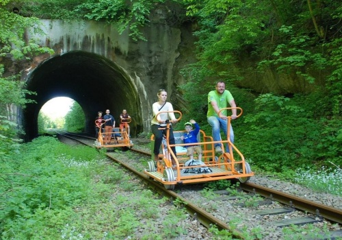 POT łączy najlepsze produkty turystyczne z biurami podróży. Zaprasza do akademii