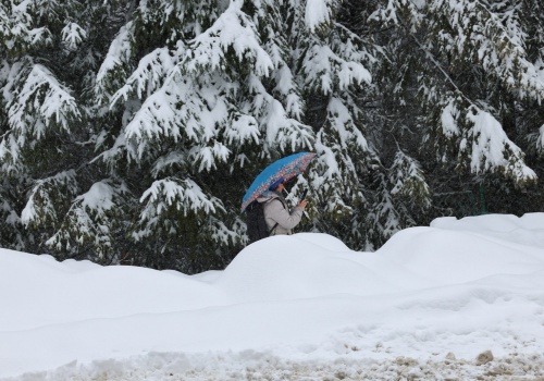 Całe Tatry zamknięte dla turystów; śnieg i znaczne zagrożenie lawinowe 