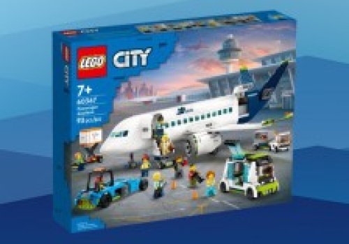LEGO City Samolot pasażerski za 299,90 zł (cena katalogowa 429,99 zł) w Media Expert