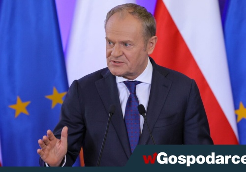 Siedź cicho. Rząd Tuska podnosi opłaty za taksę notarialną