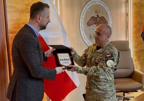 Kosiniak-Kamysz w Jordanii. Spotkał się z polskimi żołnierzami