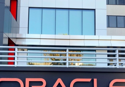 Technologiczny gigant zwalania przez e-maile. Tysiące osób straci pracę