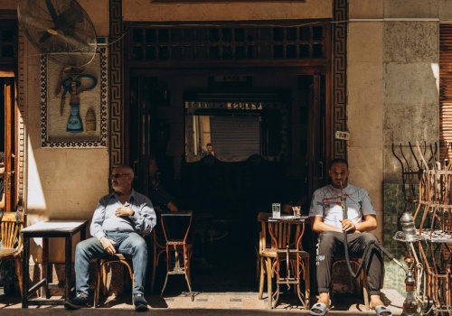 Egipt tnie zużycie energii: sklepy i restauracje zamykane o 21, wyjątki dla kurortów