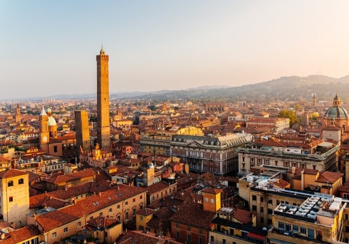 Polskie Linie Lotnicze LOT zainaugurowały połączenie do Bolonii