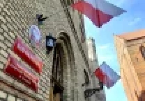 Ochroniarze sądu w Toruniu pracują na czarno i sąd to wie?!