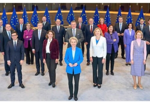 Bruksela przejmuje stery. Jak Komisja Europejska wyszła ze swojej roli