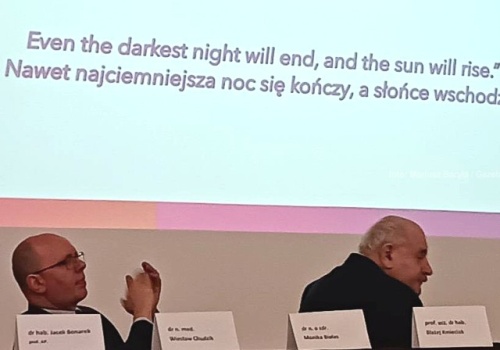 Razem przeciw depresji. Pseudo konferencja w Akademii Piotrkowskiej