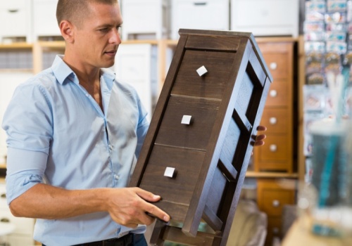 Sieć meblowa rusza z wyprzedażą. Znika ostatni sklep