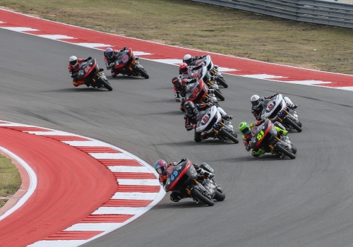 Bardzo szybkie Harleye. Za nami pierwsza runda pucharu świata baggerów