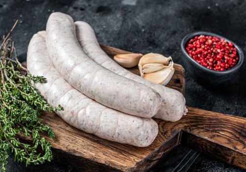 Biała kiełbasa – królowa wielkanocnego stołu. Jak sprawdzić, czy jest dobra