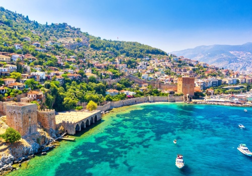 Lato w Turcji 🌊☀️ Wczasy z all inclusive w 4* Campus Hill za 2397 PLN