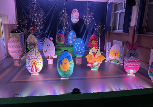 „Pisankowe Dzieła” – Wystawa Wielkanocna dzieci Publicznego Przedszkola nr 2 w Wieluniu