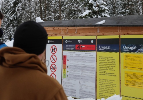 Turyści uwięzieni w schronisku w Tatrach. 