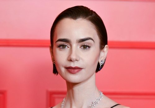 Dwa kremy z francuskiej apteki, z którymi Lily Collins się nie rozstaje. Jeden kosztuje mniej niż 40 złotych