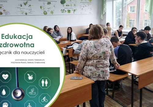 Podręcznik do edukacji zdrowotnej gotowy. Prof. Chazan nie gryzł się w język: Bez macicy przeżyje