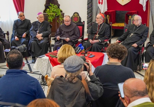 Triduum Paschalne w Bazylice Grobu Świętego za zamkniętymi drzwiami