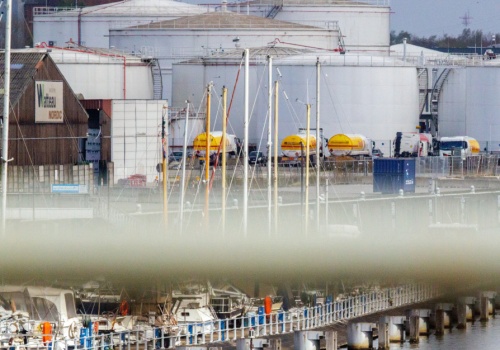 Paliwowy wstrząs da Europie szansę czy pchnie ją w kierunku niemal samobójczym? 