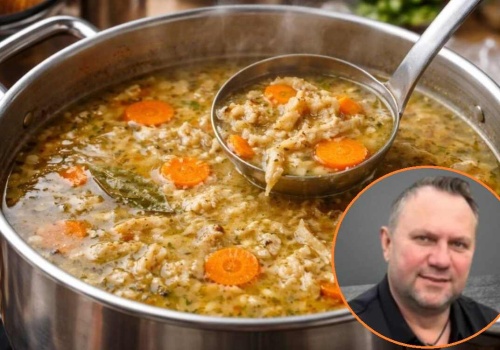 Nigdy bym nie wpadła, by dodać to do flaków. Strzelczyk jest mistrzem