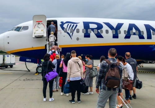 Polacy lecą na Wielkanoc z Ryanairem. Masowo rezerwowali jeden kraj