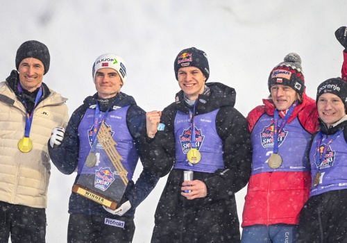 Dawid Kubacki błysnął w najważniejszym momencie. Wielki sukces na zakończenie sezonu