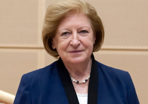 Kobiety u sterów. Od starożytnych monarchiń do współczesnych premierek