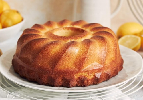 Prostszej babki wielkanocnej trudno szukać. Będzie wilgotna, puszysta i miękka kilka dni