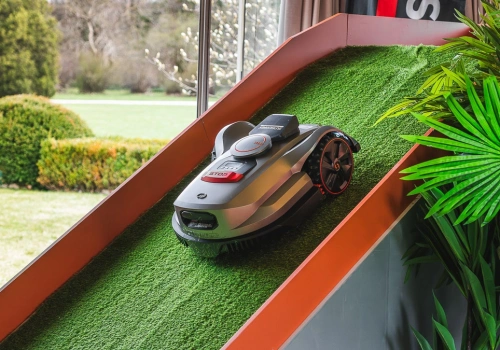 Ten robot wykryje jeża. Będziesz go chciał w swoim ogrodzie