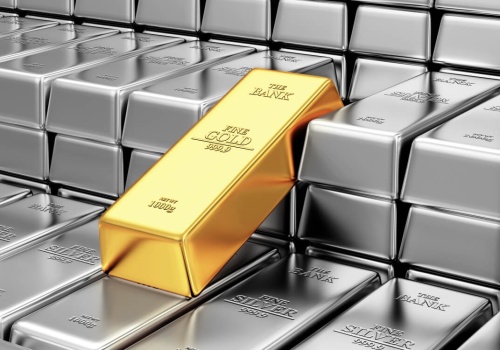 Czy złoto i srebro osiągnęły pokoleniowe szczyty? Prognozy analityków