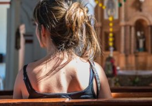 Tak wyznają grzechy kobiety. Ksiądz mówi, co słyszy najczęściej