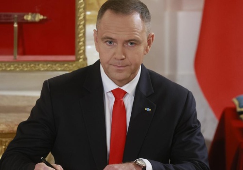 Prezydent podpisał nowelizację ustawy o PIP i skierował ją do TK