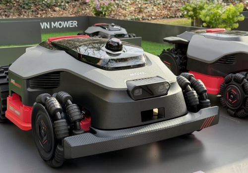 MOVA zapowiada robota koszącego LiDAX Ultra AWD 2000 i puszcza oczko w stronę majsterkowiczów