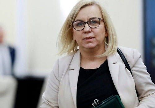 Czarne chmury nad Hennig-Kloską