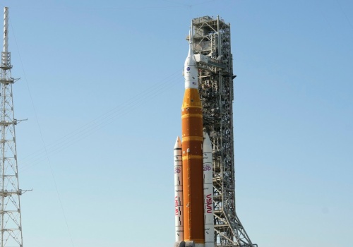 Sekretny samolot RAT55 pojawił się podczas startu misji Artemis II. Po co?