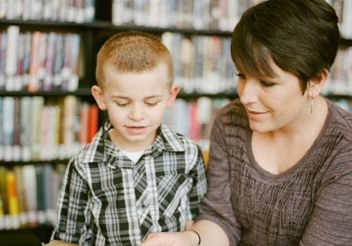 Psychologów, matematyków, polonistów brak. Polska szkoła szuka ratunku