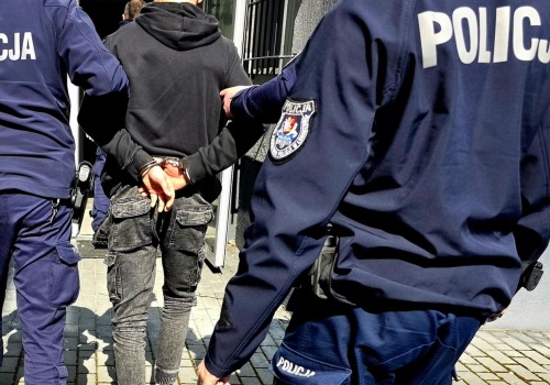 Brutalne zabójstwo na Podkarpaciu. Dwóch 17-latków z zarzutami nie przyznaje się do winy